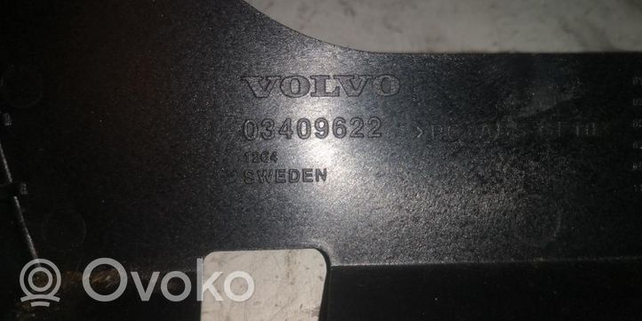 Volvo XC90 Radion/GPS-laitteen pääyksikön kehys 0281011078