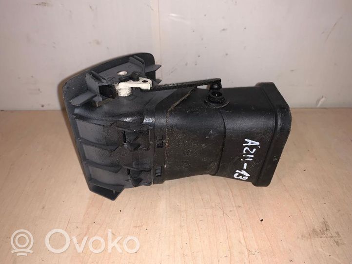 Volvo C30 Žarna (-os)/ vamzdis (-džiai) Y01103