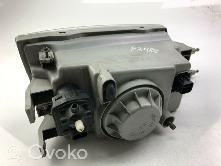 KIA Pregio Lampa przednia 0K76B51040A