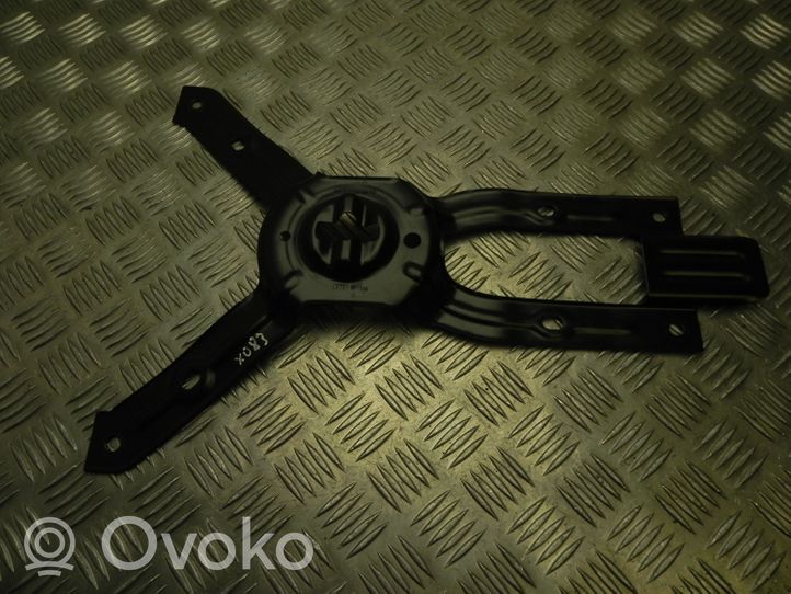 Audi A6 S6 C8 4K Supporto della valvola di raffreddamento EGR 4K0802717