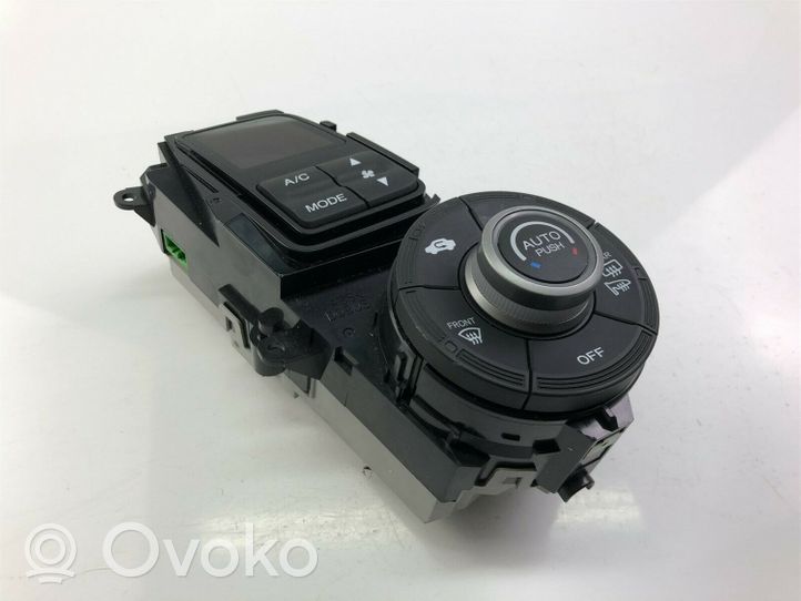 Honda Insight Climate control unit D09US