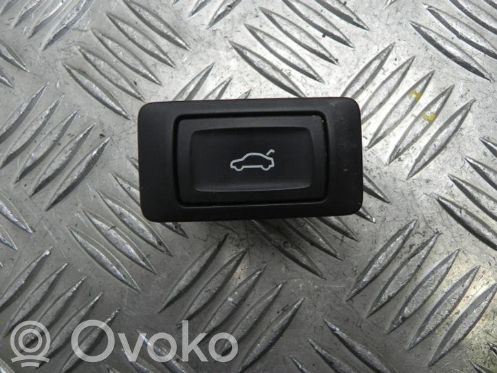 4G0959831C Volkswagen Tiguan Tailgate opening switch, 20.00 € RRR
