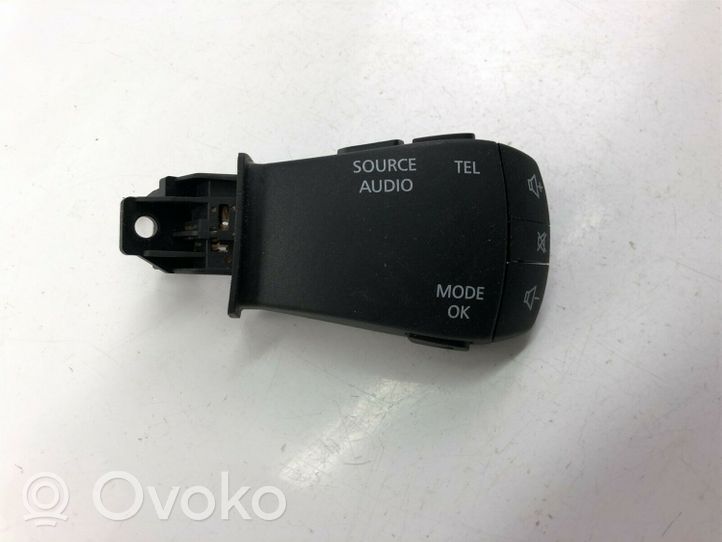 Renault Megane IV Module de commande de siège 255520229R