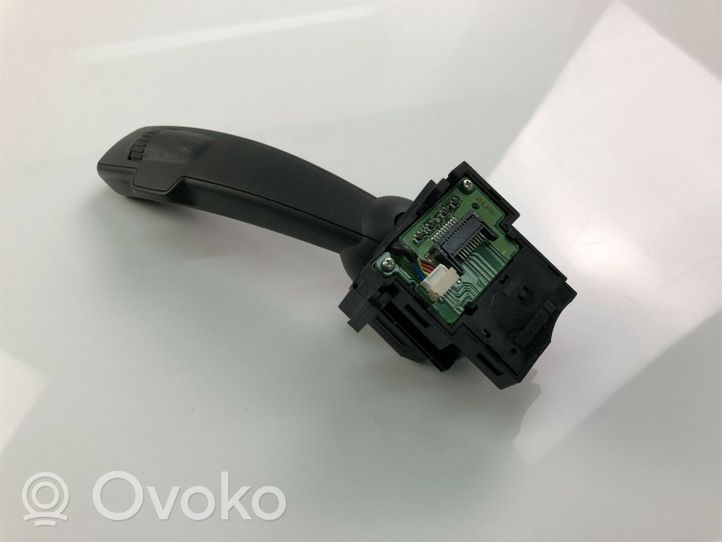 Volvo V40 Interruttore di controllo della velocità 31394001