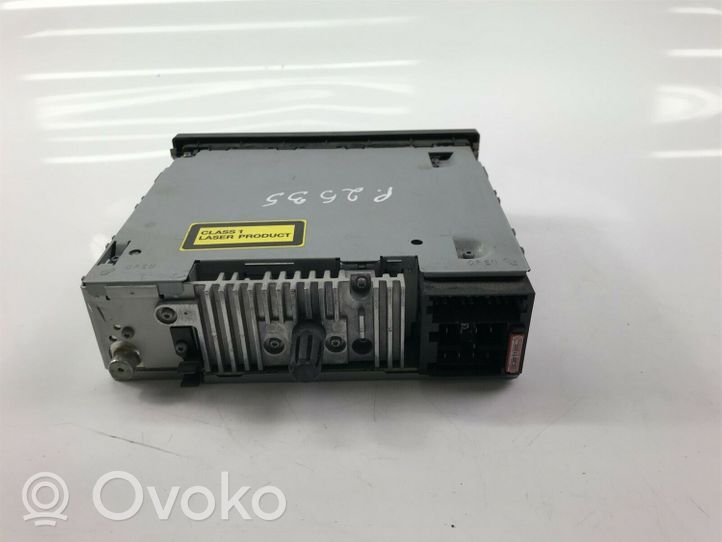 Renault Logan I Radio / CD-Player / DVD-Player / Navigation 281116543R