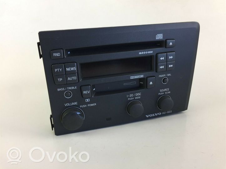 Volvo V70 Unité principale radio / CD / DVD / GPS 8633166