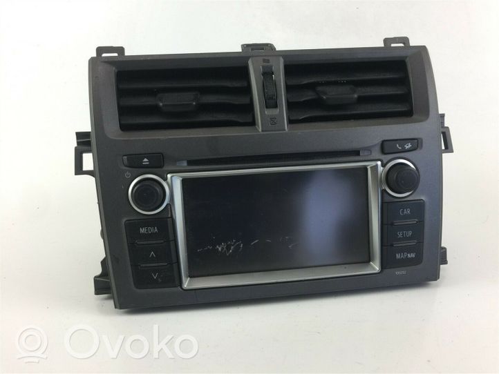 Toyota Verso-S Radio/CD/DVD/GPS-pääyksikkö 8614052012