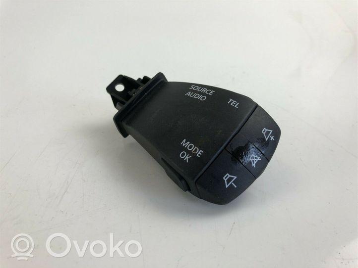 Renault Kadjar Äänenvoimakkuuden ohjauskytkin 255520229R