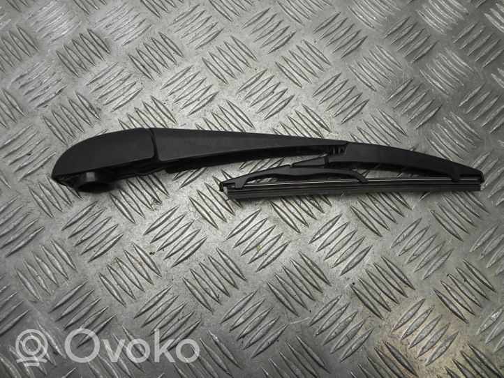 Toyota Auris E180 Rear wiper blade arm AJ98018