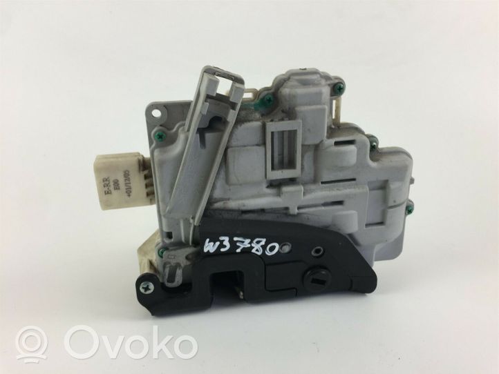 Audi A4 S4 B7 8E 8H Loading door lock 8E0839016AA