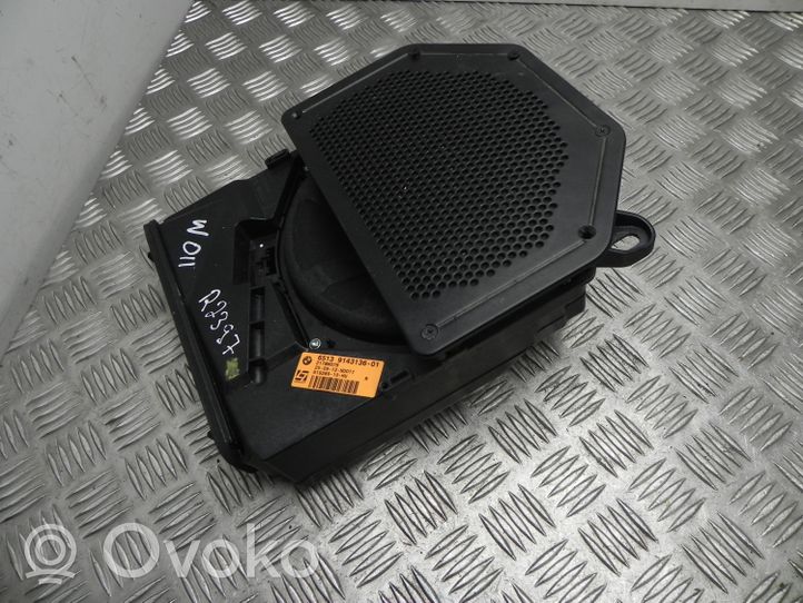 BMW X1 E84 Subwoofer-bassokaiutin 9143136