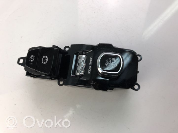 Volvo V50 Interruttore a pulsante start e stop motore P31443818