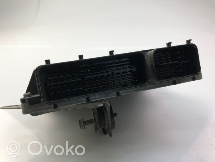 Toyota iQ Muut ohjainlaitteet/moduulit 8966174060