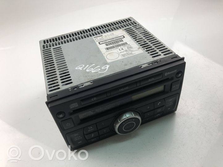 Nissan Navara D22 Radio/CD/DVD/GPS-pääyksikkö 11111