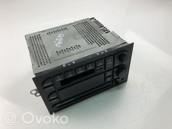 Chevrolet Avalanche Radio / CD/DVD atskaņotājs / navigācija 09376193