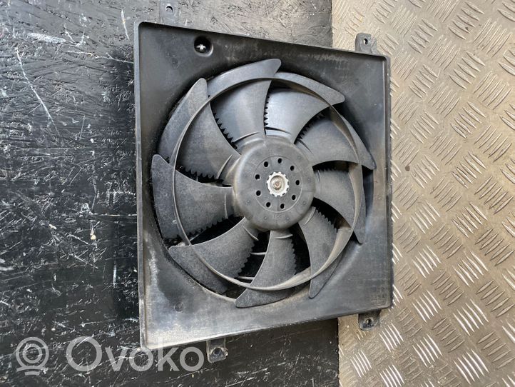 Suzuki SX4 Radiator cooling fan shroud 9536079J20