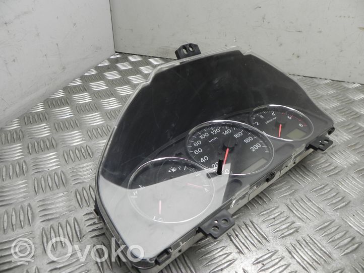 Mazda MPV II LW Compteur de vitesse tableau de bord 1575204340