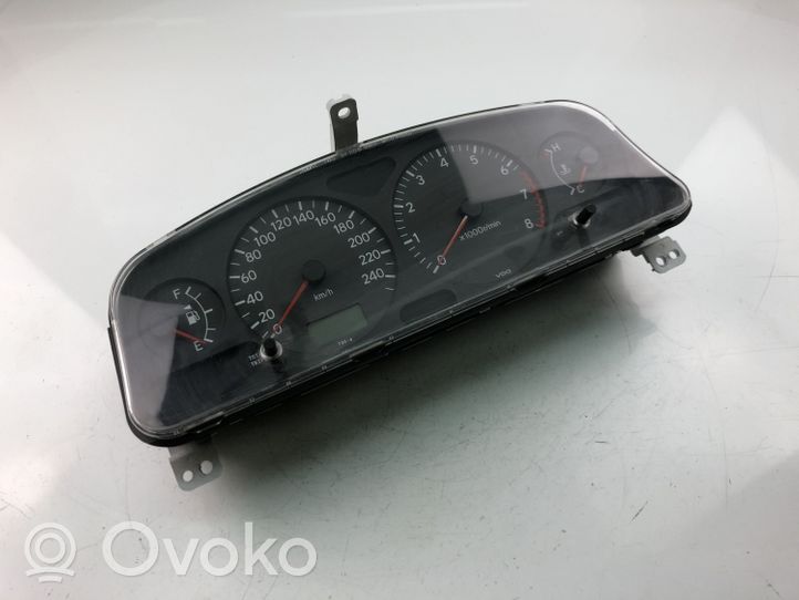 Toyota Avensis T220 Compteur de vitesse tableau de bord 8380005430