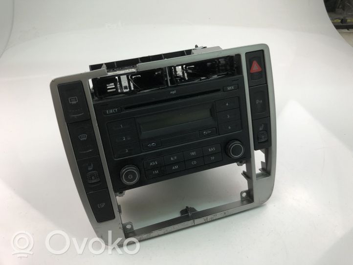Volkswagen Sharan Radija/ CD/DVD grotuvas/ navigacija 7M3858602A