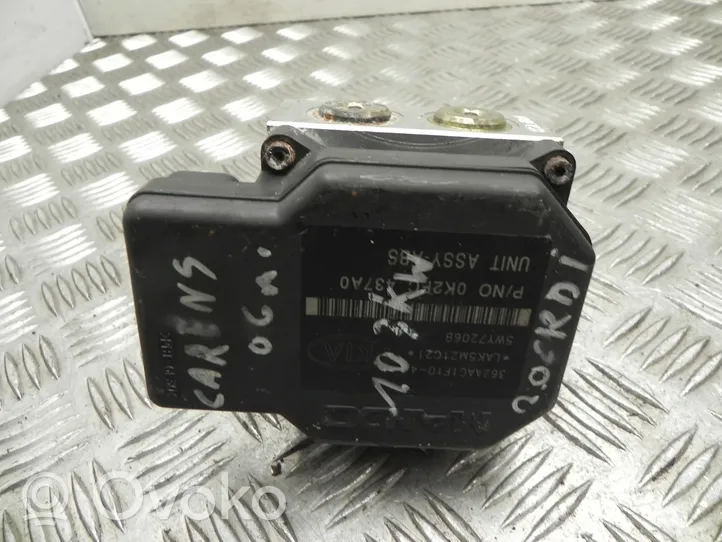 KIA Carens II Pompe ABS 0K2FC437A0