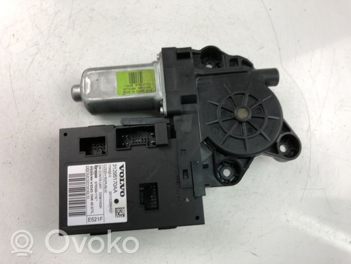 Ford Kuga I Moteur de lève-vitre de porte avant 979037101