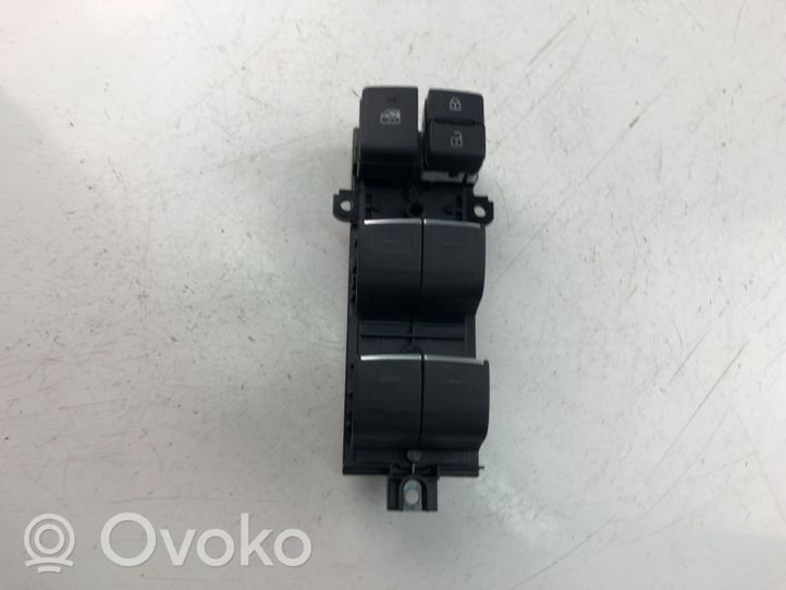 Toyota Corolla E160 E170 Electric window control switch 8404002160