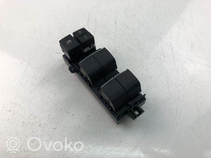 Toyota Corolla E160 E170 Electric window control switch 8404002160