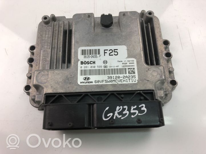 Hyundai i40 Sterownik / Moduł ECU 391202A235