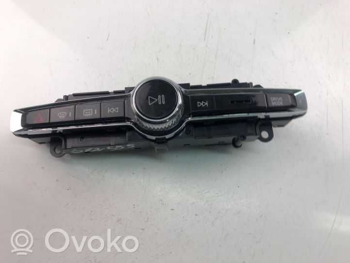 Volvo XC40 Ilmastoinnin ohjainlaite P31456672