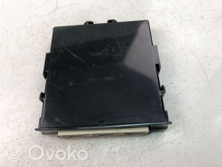 Toyota Prius+ (ZVW40) Module de contrôle sans clé Go 8999047311