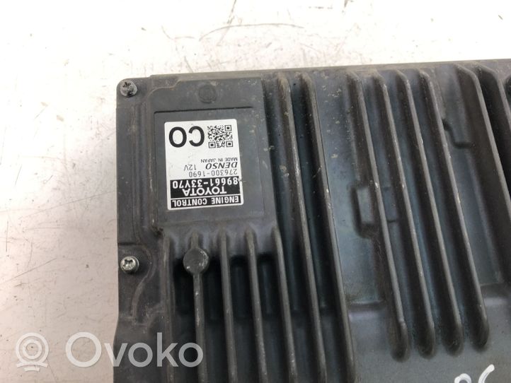 Toyota Camry Variklio valdymo blokas 8966133Y70