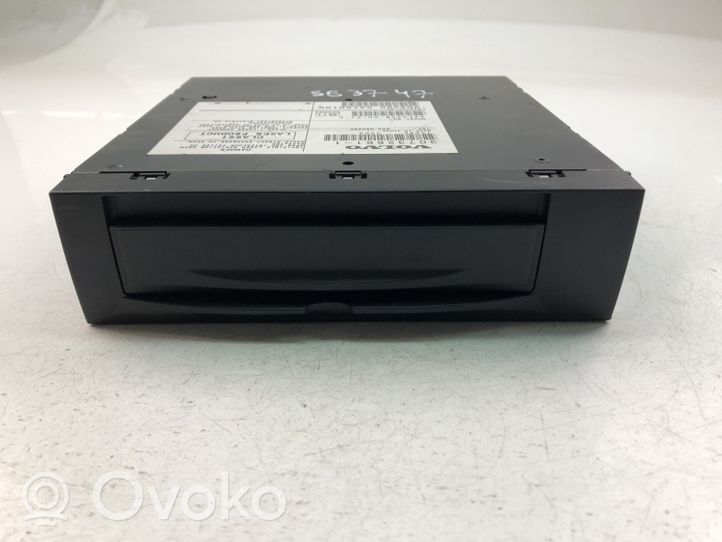 Volvo V50 Navigation unit CD/DVD player 307326611