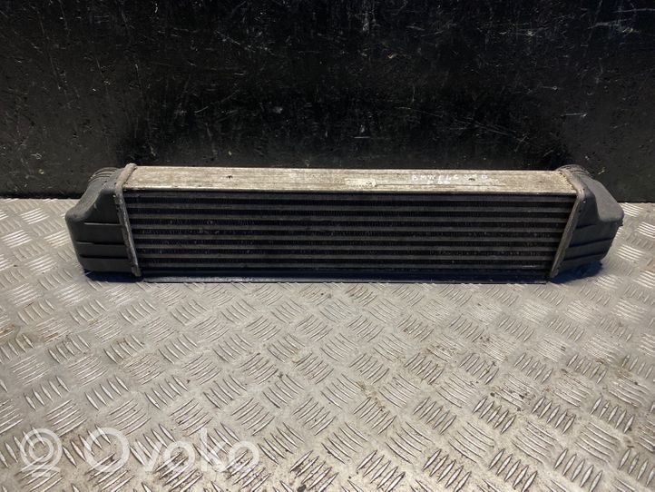 BMW 1 E81 E87 Chłodnica powietrza doładowującego / Intercooler 77897930