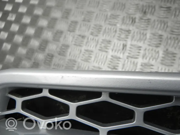 Land Rover Discovery 4 - LR4 Atrapa chłodnicy / Grill AH2216A415BAW