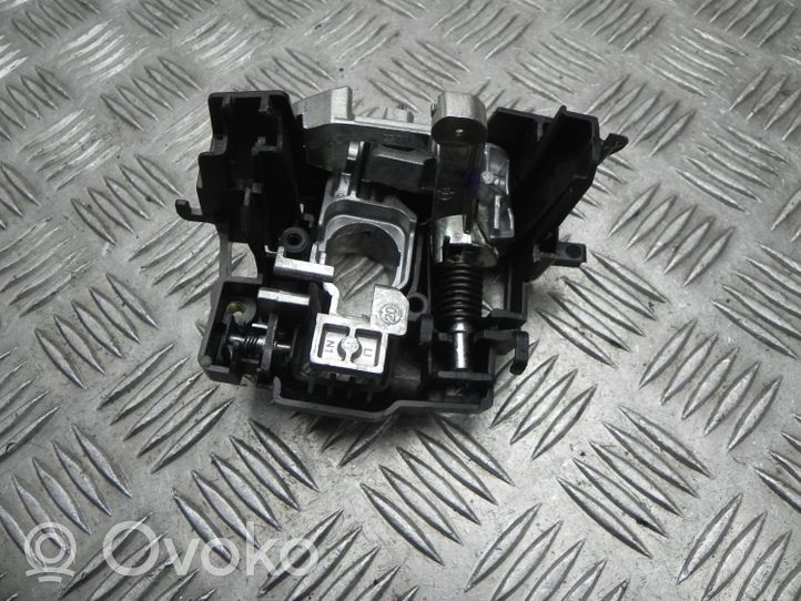 BMW i3 EGR aušintuvo kronšteinas 7290863