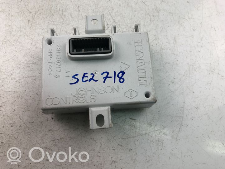 Renault Twingo III Unité / module navigation GPS 283467937R