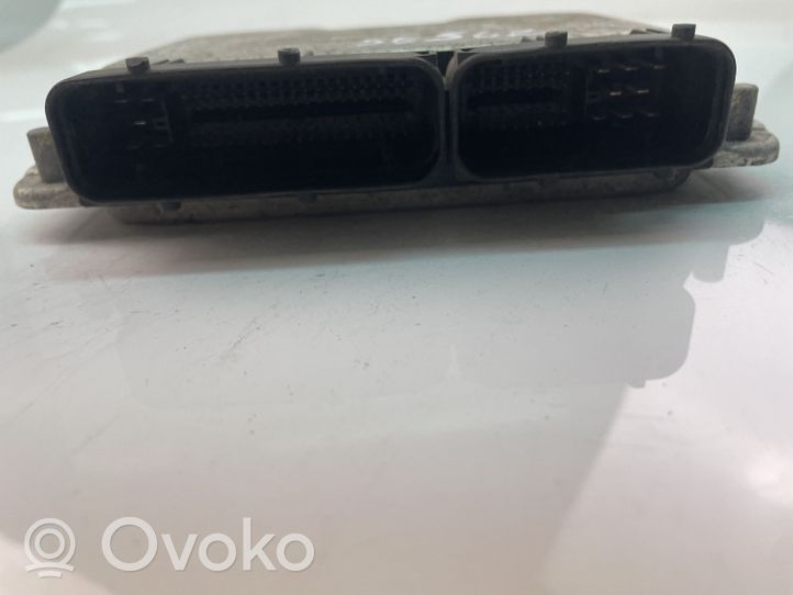 Volkswagen Lupo Sterownik / Moduł ECU 045906019AE