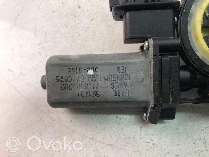 BMW 3 F30 F35 F31 Moteur de lève-vitre de porte avant 71019003