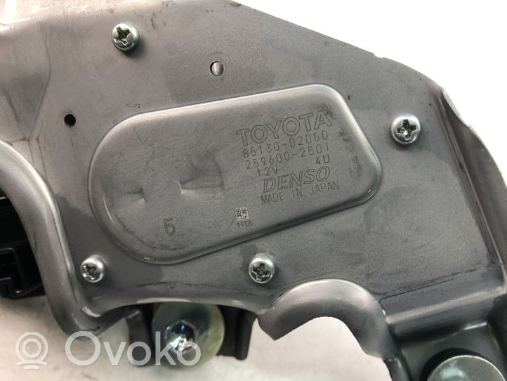 Toyota Auris E180 Silniczek wycieraczek szyby przedniej / czołowej 8513002050