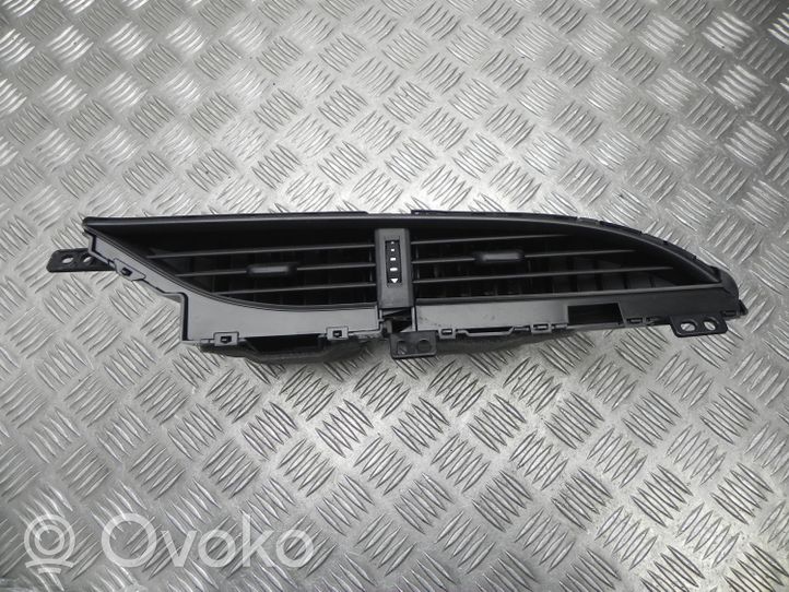 Toyota Yaris Grille d'aération centrale 556700D240