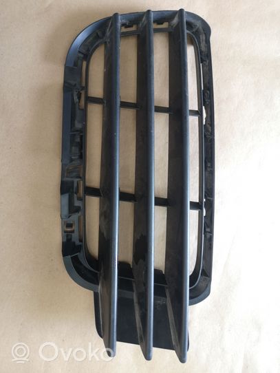 Volkswagen Touareg II Grille de calandre avant 7p6853665