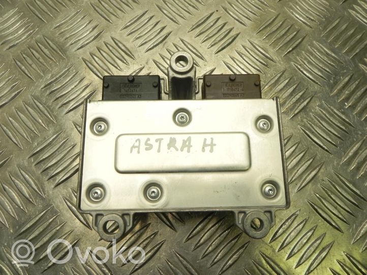 Vauxhall Astra H Oro pagalvių valdymo blokas 13188854