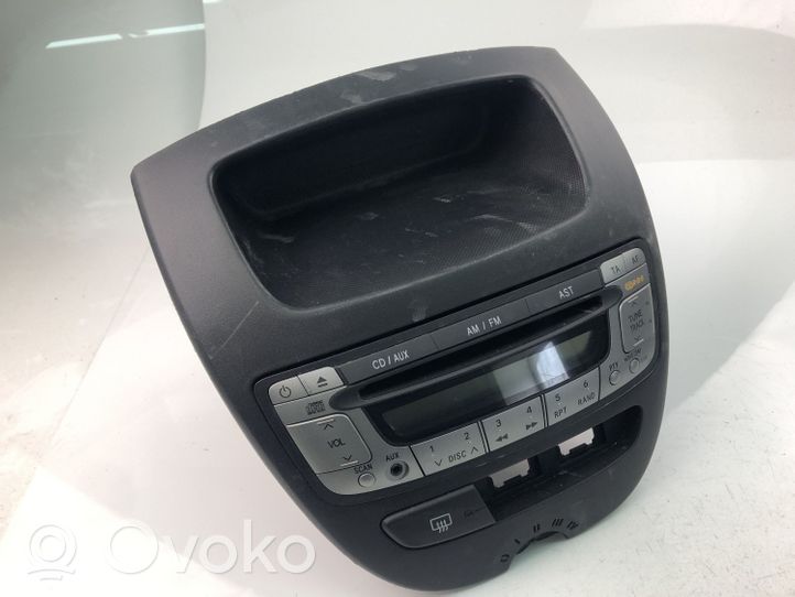 Toyota Aygo AB10 Panel / Radioodtwarzacz CD/DVD/GPS 861200H010