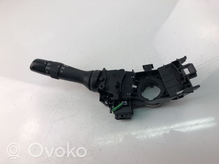 Toyota Aygo AB10 Manetka / Przełącznik kierunkowskazów wycieraczek 17J085