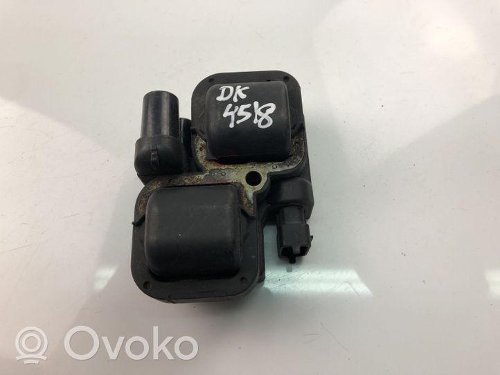 Mercedes-Benz C AMG W203 High voltage ignition coil A0001587303