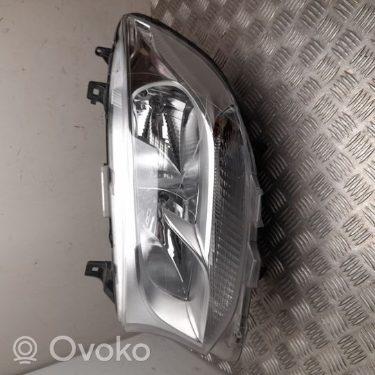 Mercedes-Benz Sprinter W907 W910 Lampa przednia A9109060200