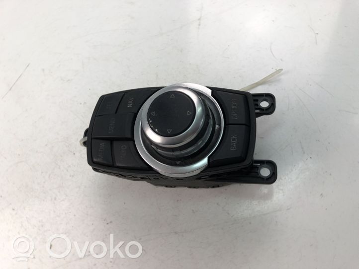 Opel Vectra C Multifunctional control switch/knob 6829087
