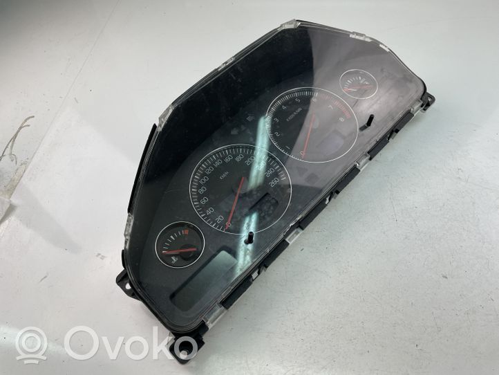 Volvo S60 Tachimetro (quadro strumenti) 30682272