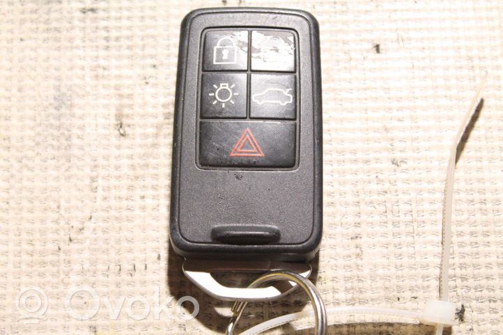 Volvo S60 Ключ / карточка зажигания 