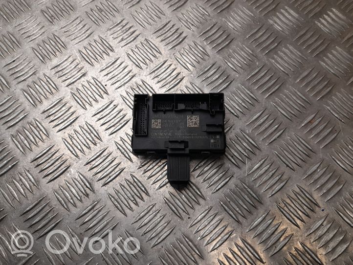 Audi Q7 4M Durų elektronikos valdymo blokas 4M0959592H